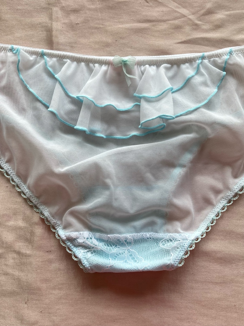 Jezebel Sylvia Unlined Sheer Lace Bra in White/Pale Blue 32B, Cheeky Hipster S - Picture 5 of 7